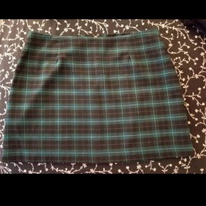 Old navy plaid skirt